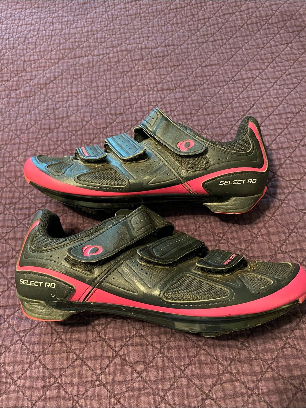 Pearl Izumi women’s 8.5 cycling shoes